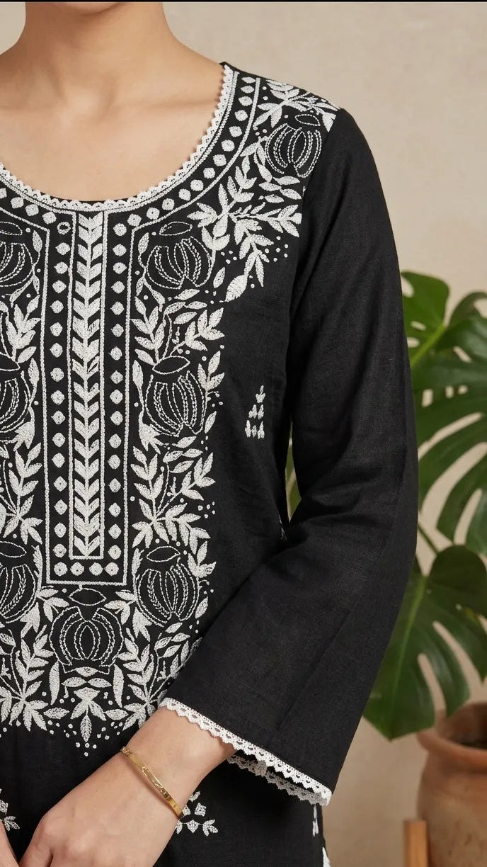 Black & White Chickenkaari Kurta