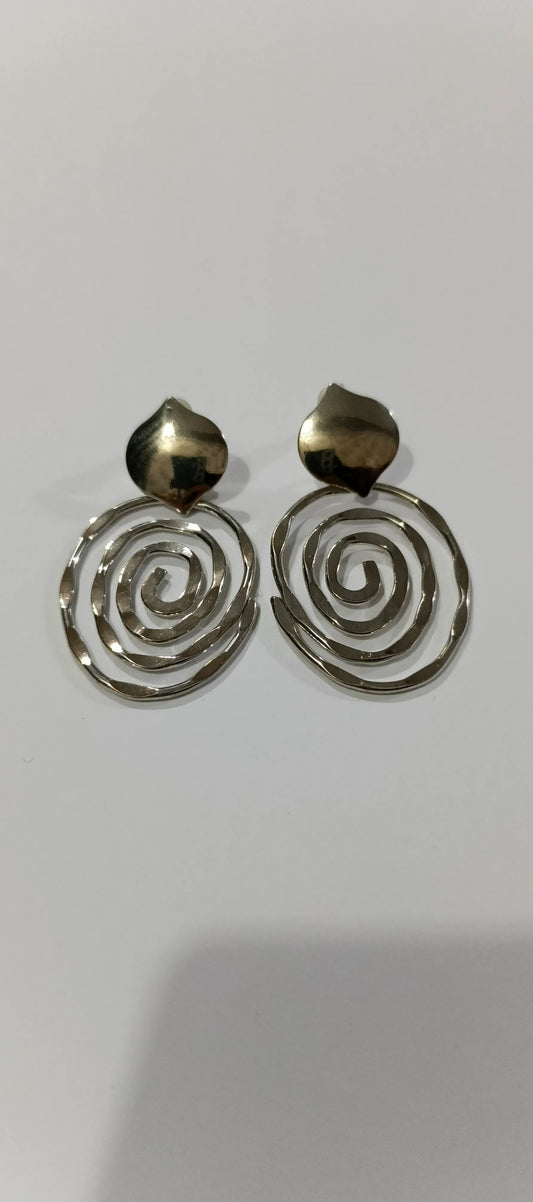 Round Earrings