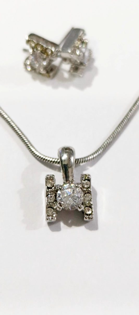 Minimal Zircon Pendant Necklace Set