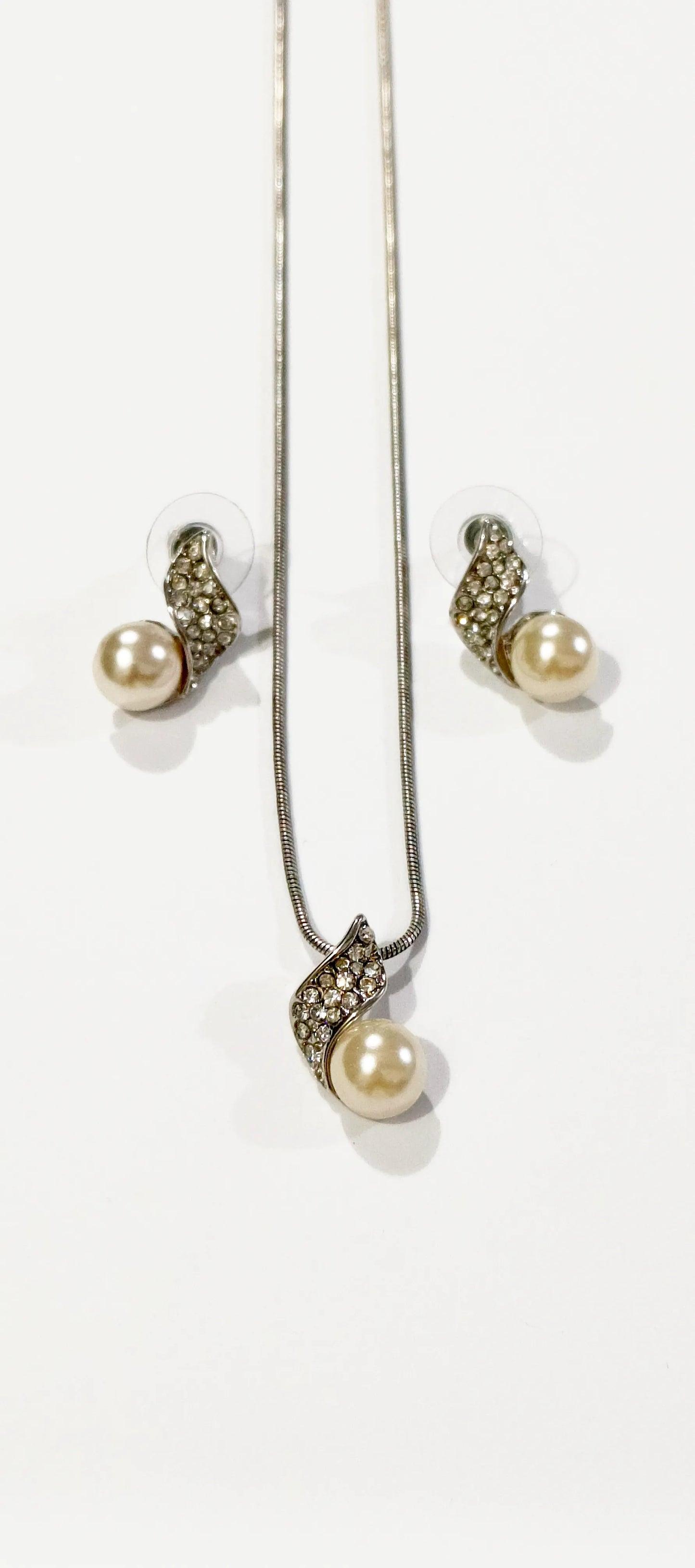 Minimal Zircon Pendant Necklace Set