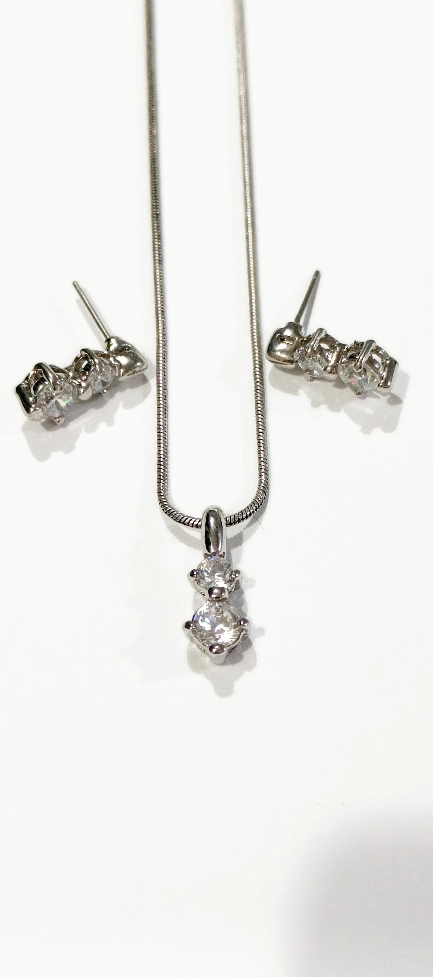 Minimal Zircon Pendant Necklace Set