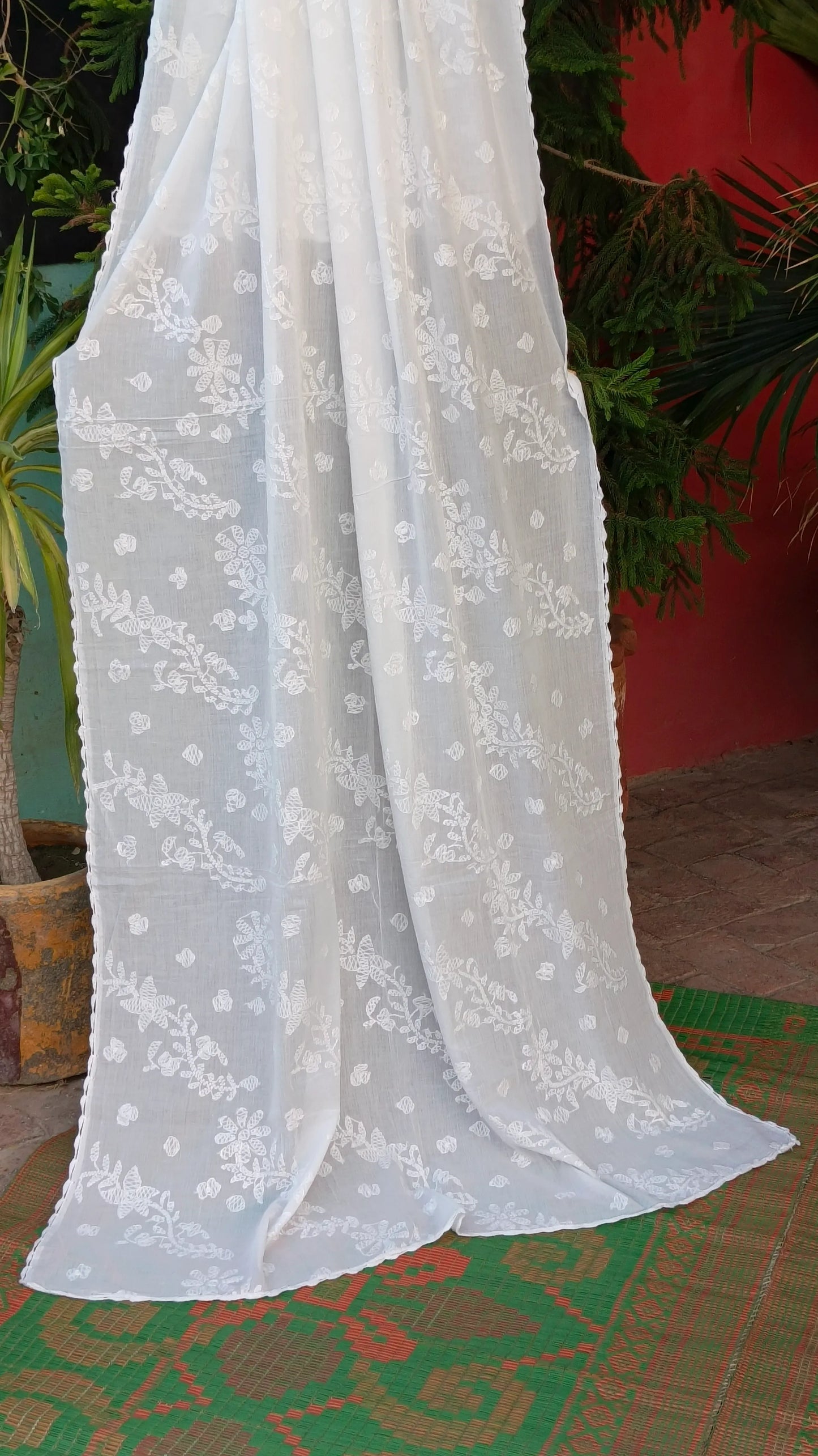 White ChickenKaari Lawn Dupatta