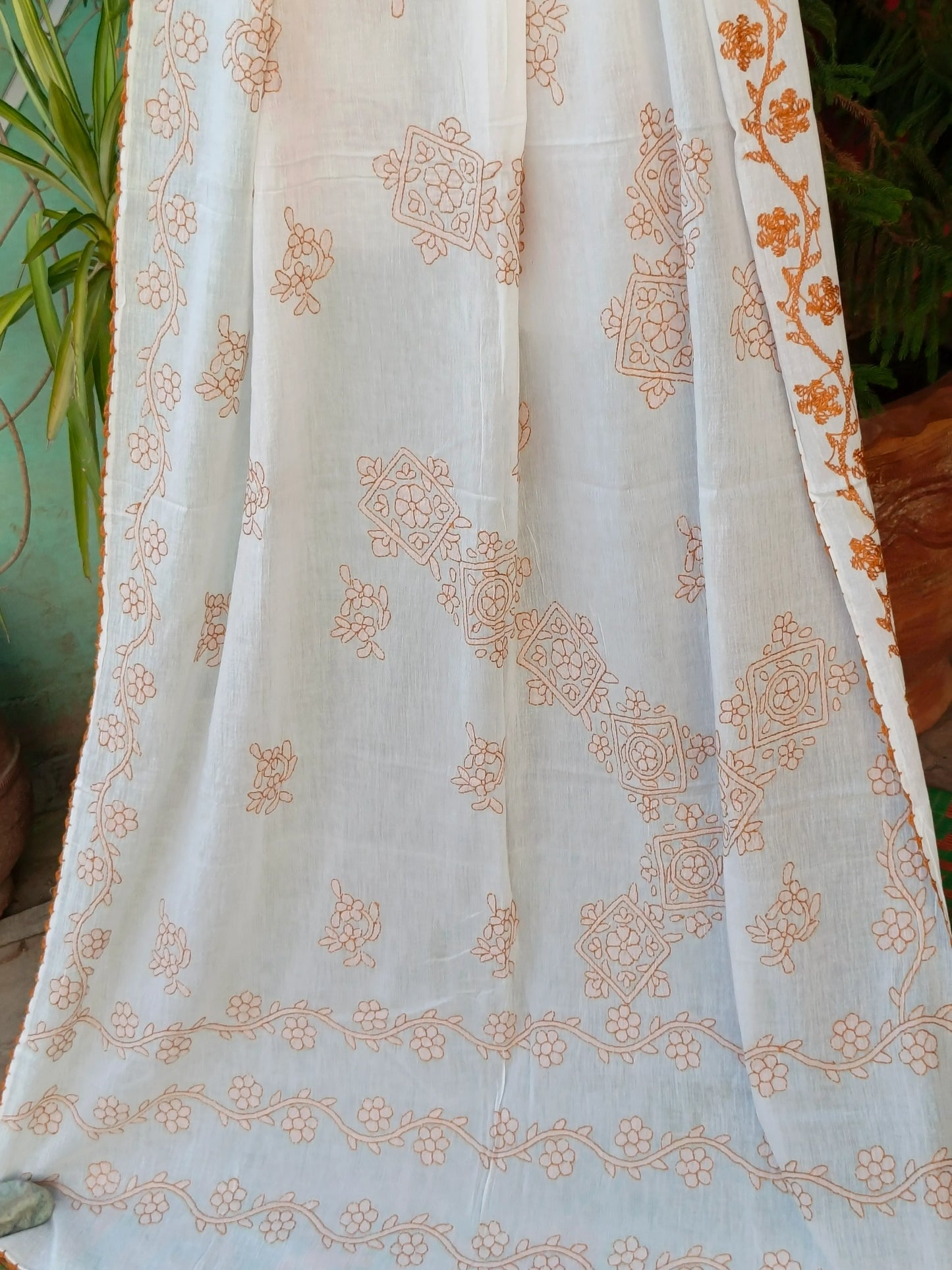 White & Brown ChickenKaari Lawn Dupatta